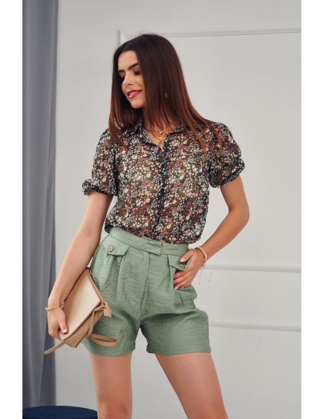 Khaki women\'s casual shorts MP47370 - Online store - Boutique